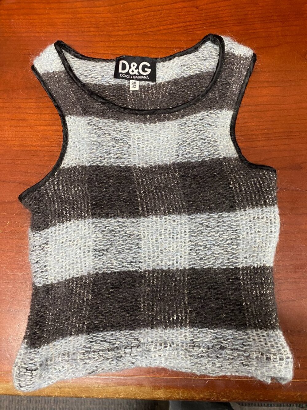 Dolce & Gabbana Sleeveless Scoop-neck Knit Grey Plaid Top Size 28